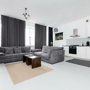 city-centre-apartment.warsawhotelspoland.com/